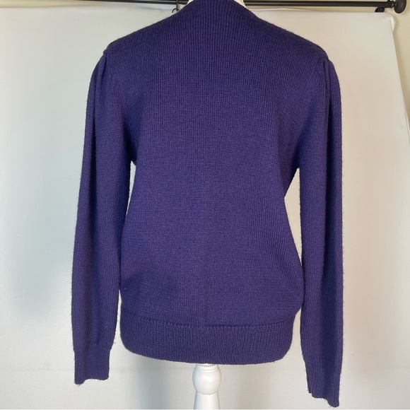 Women’s Hand Embroidered Vintage Purple Floral Sweater Size M *I0146 - Picture 6 of 8